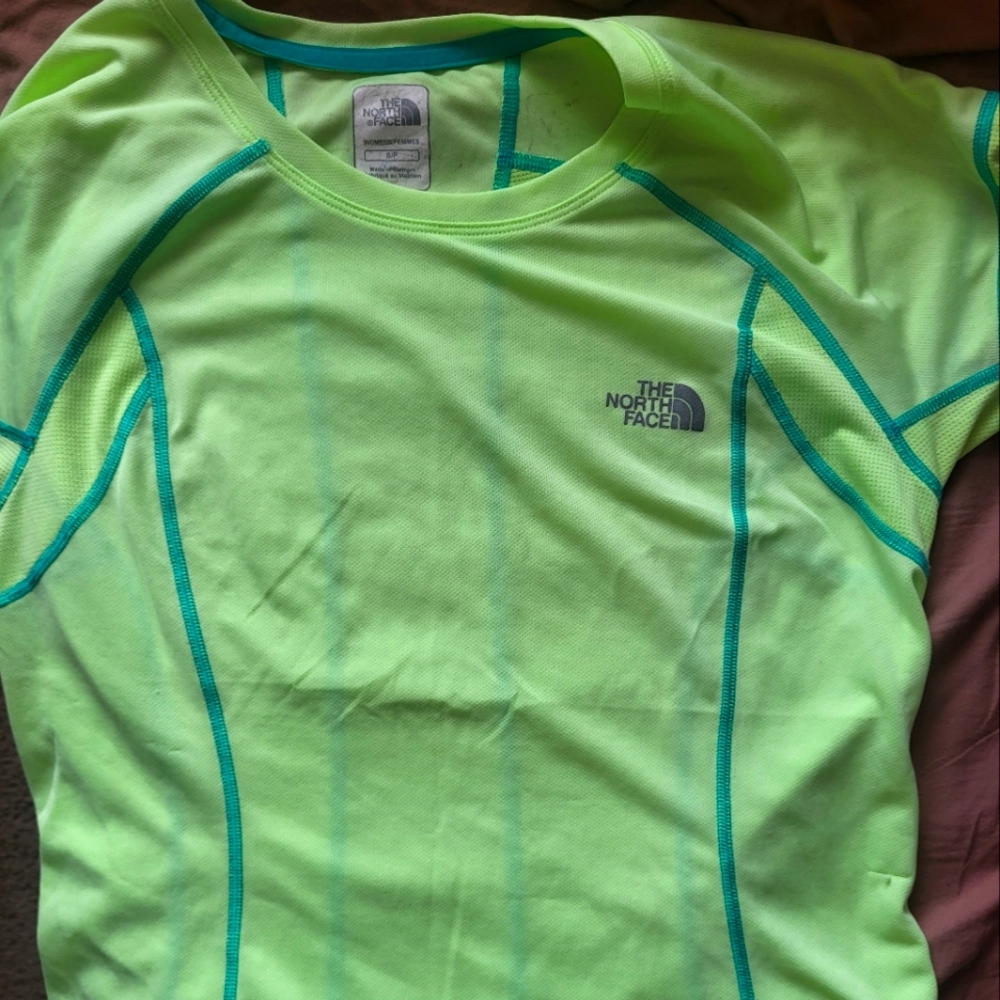 The North face Dri fit tee Women's sz small neon green 💚